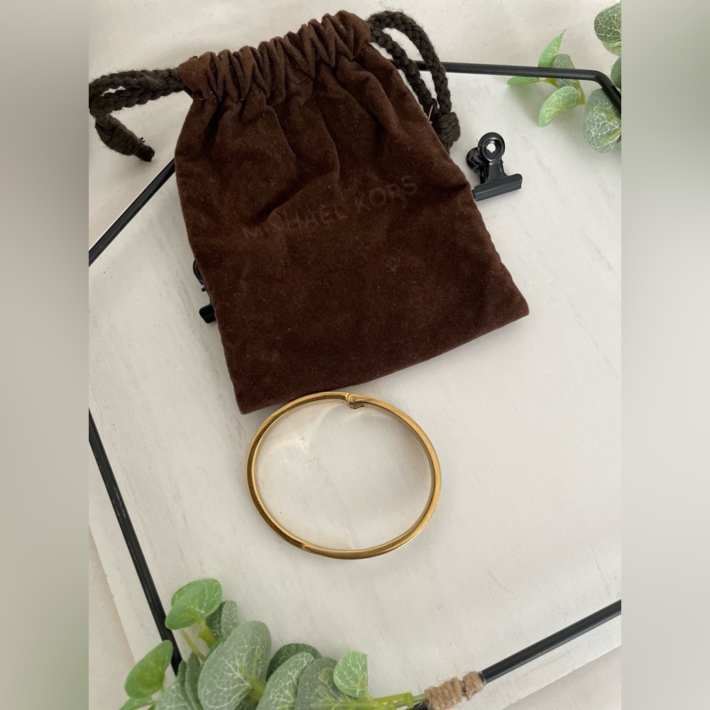 Michael Kors gold bracelet with dust bag